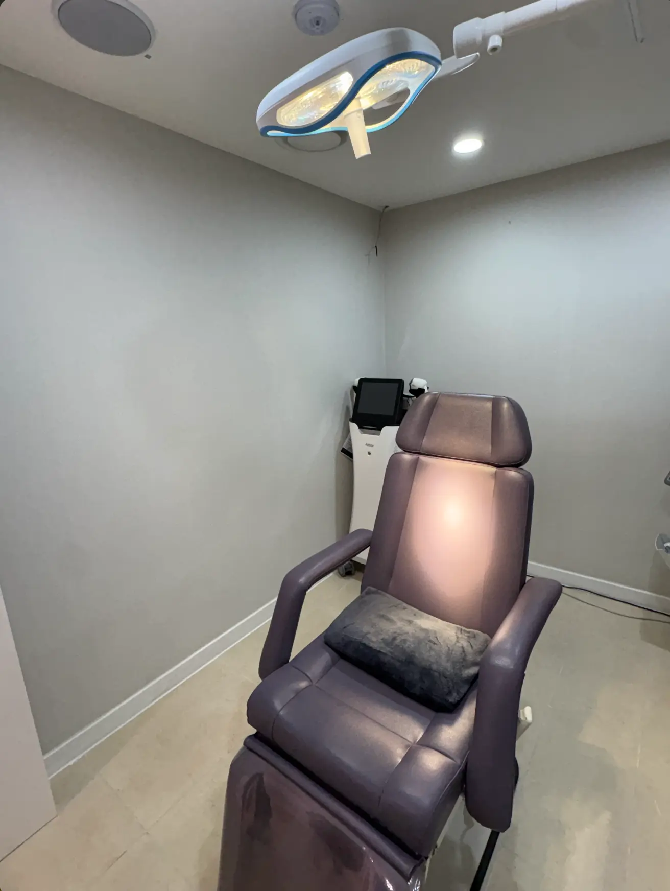 Treatment chair